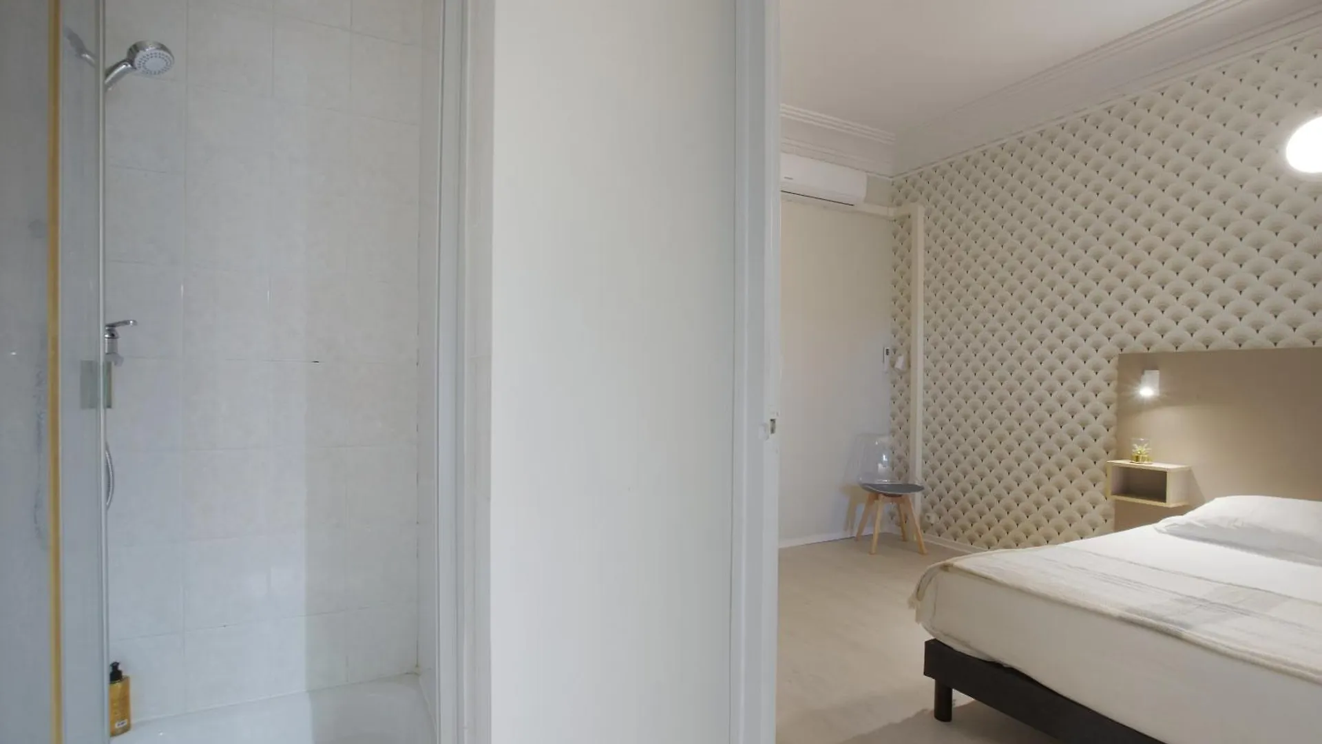 Hotel Gab House - Lyon Bron - Eurexpo City Living Stay France