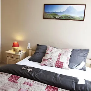 gites-estives-darrens.midi-pyreneeshotels.com/